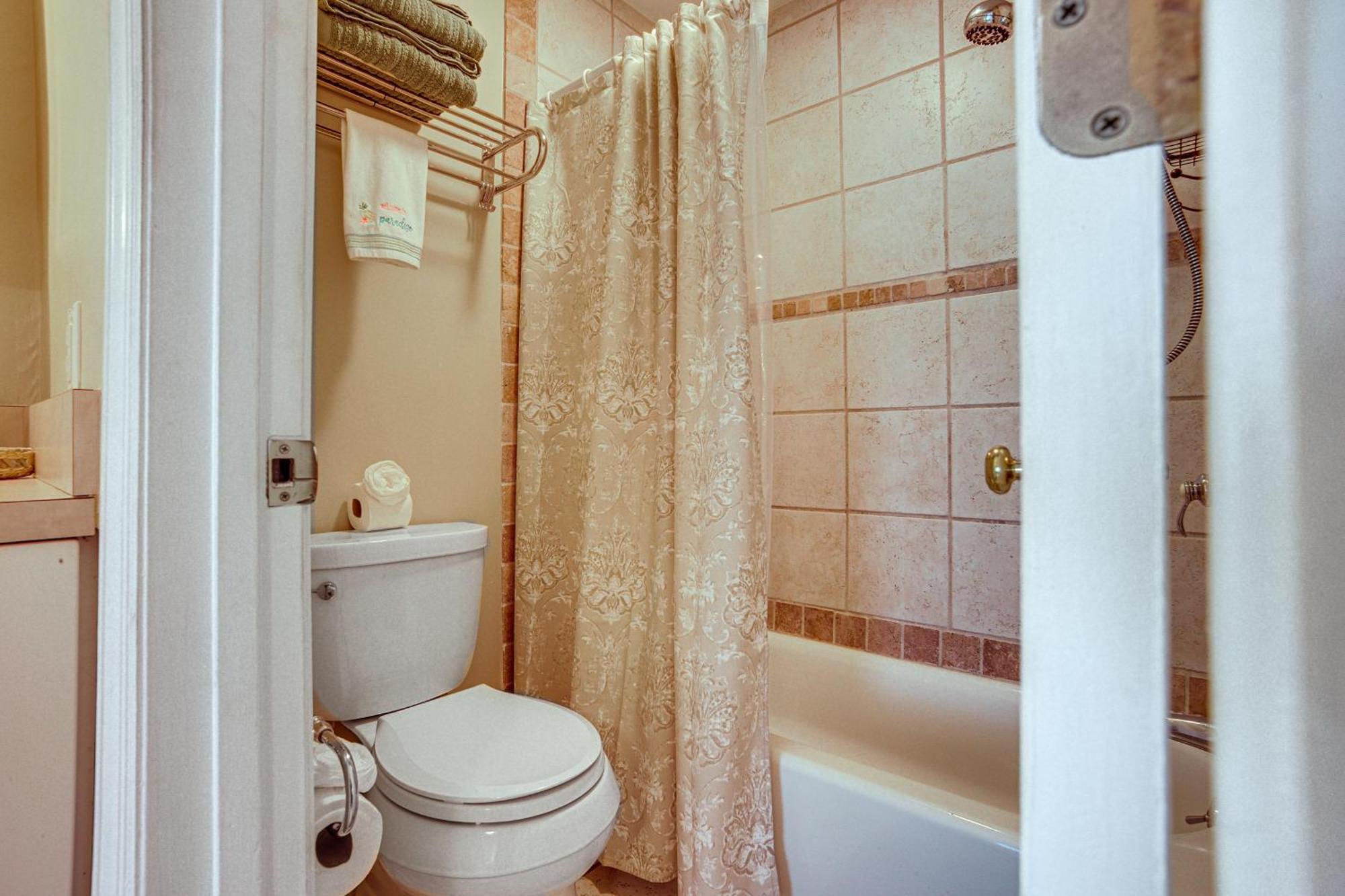 Harbor Island Condo With Deck - Steps To Beach! Oceanmarsh Subdivision エクステリア 写真